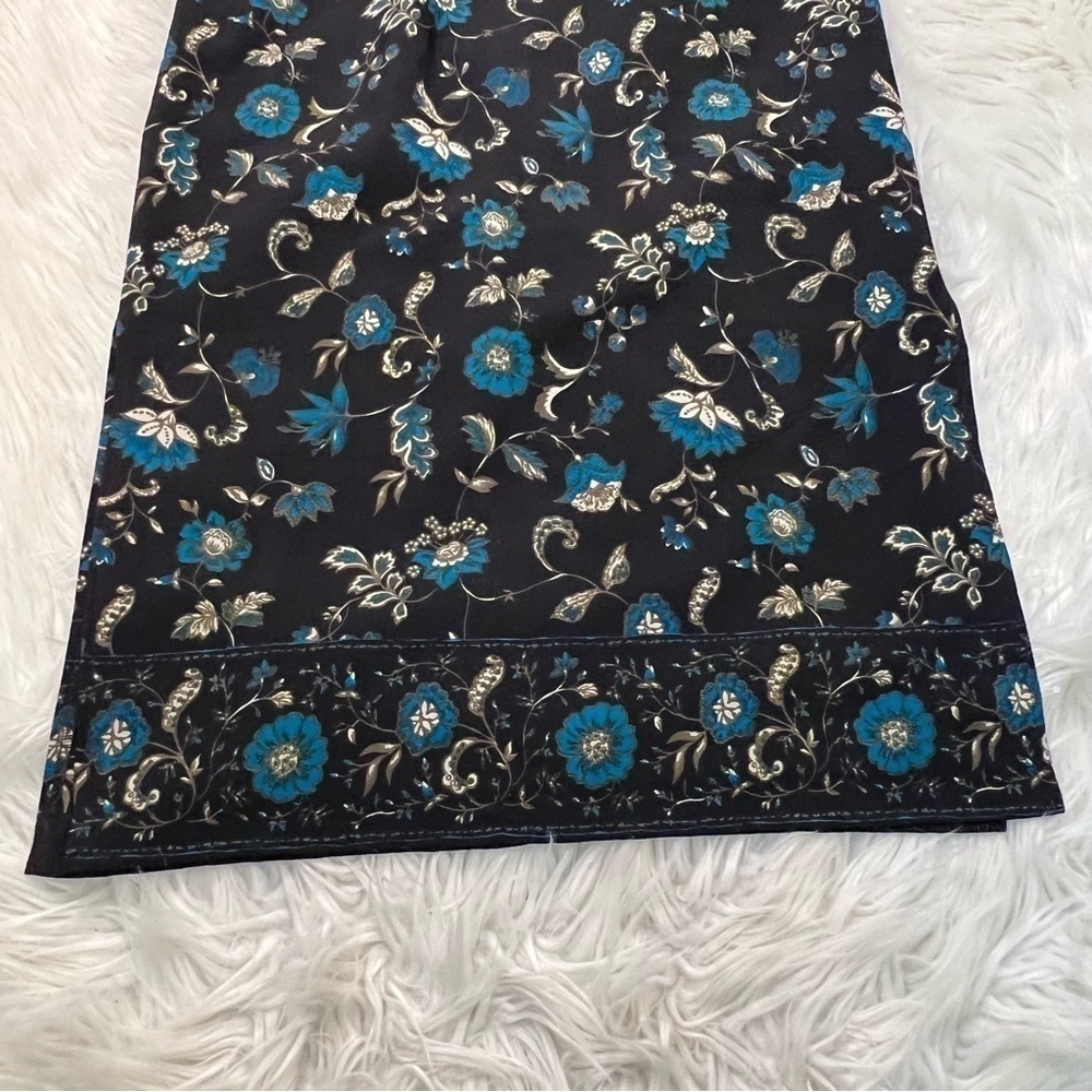 Briggs Women's Size Medium Petite Midi Skirt Black Blue Floral Side Slits - Picture 3 of 9